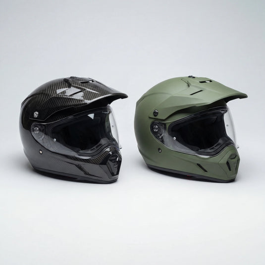 Casco in fibra o policarbonato: quale scegliere per il fuoristrada