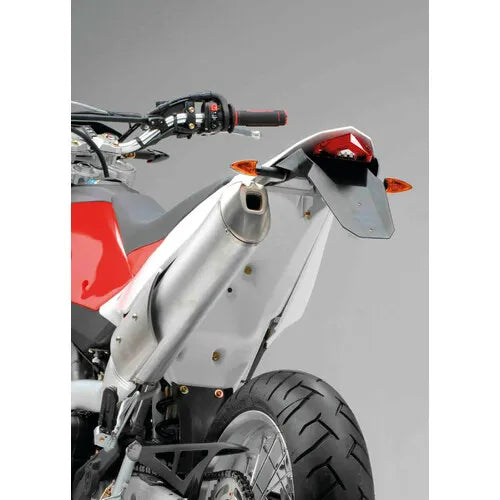 Carica immagine in Galleria Viewer, Fanale Posteriore Moto LED Nova 9 LED 12V
