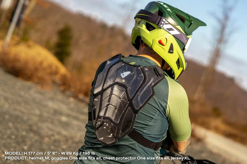 Carica immagine in Galleria Viewer, Pettorina MTB Fiber Flex – UFO Plast

